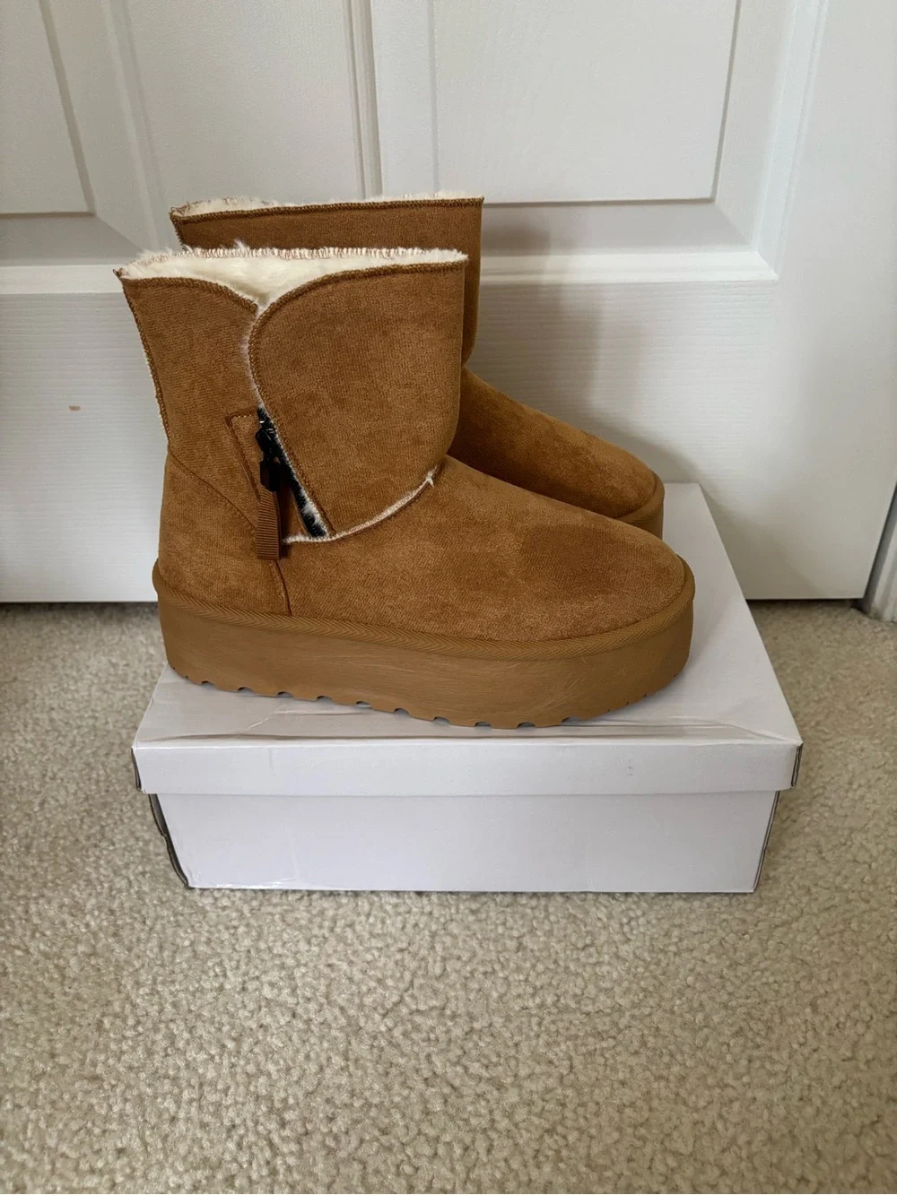 Women’s Camel Suede Platform Winter Boots